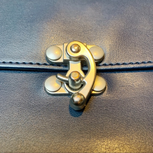 Navy Portfolio/Large hobo bag.Not genuine leather - Picture 5 of 9